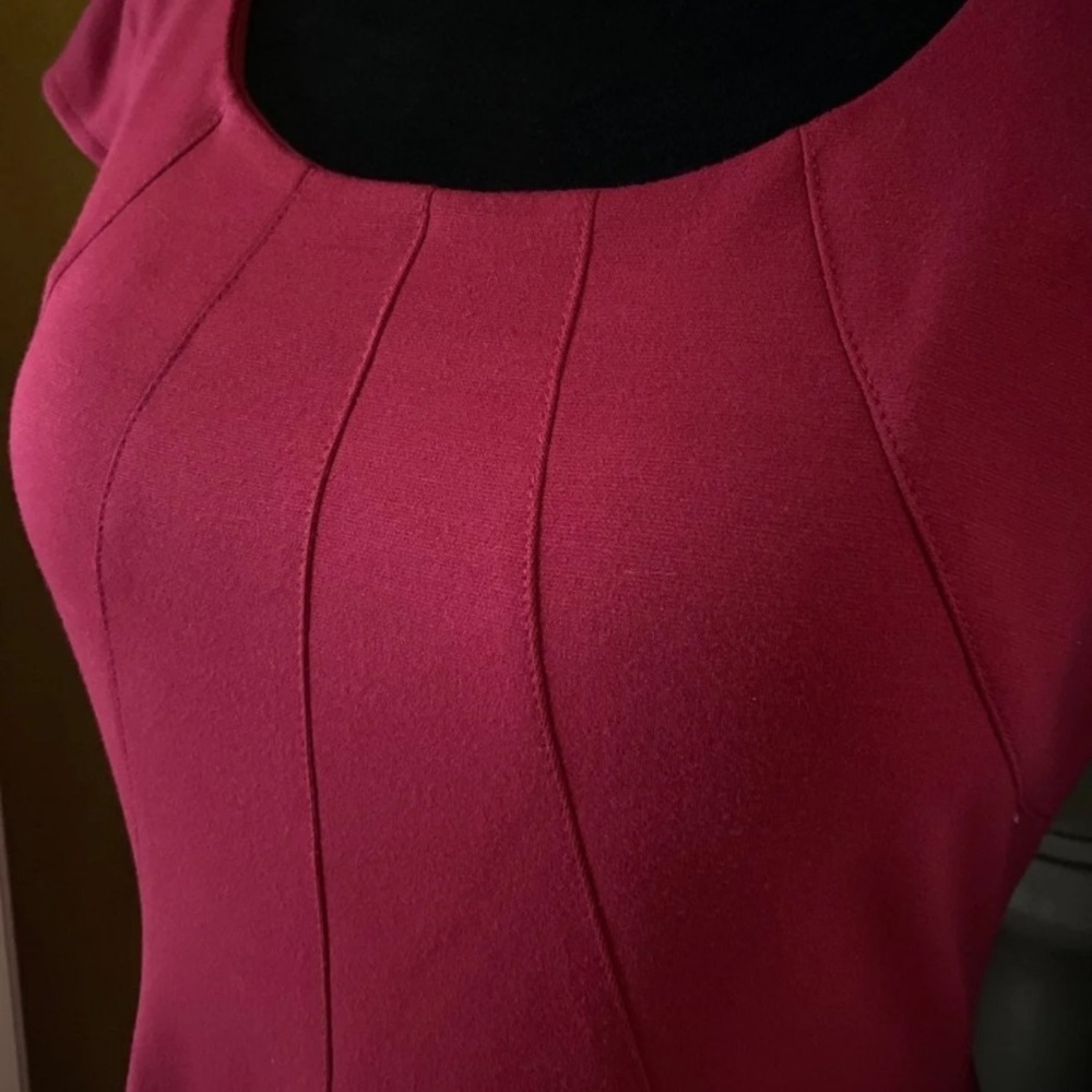 Tahari cherry red stretchy midi dress 8